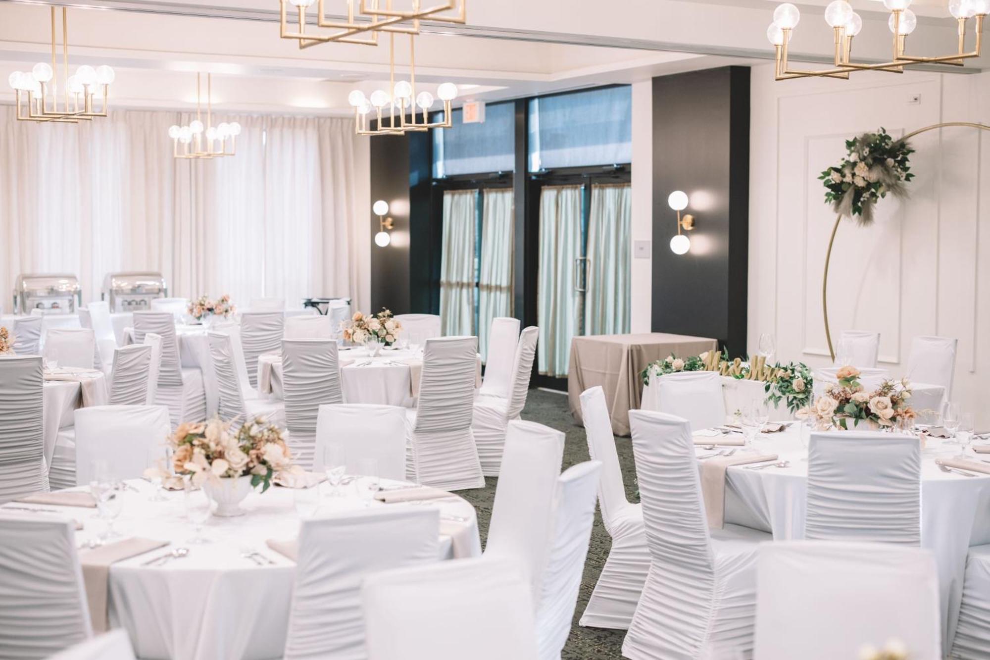 Hotel Courtyard By Marriott Calgary South Zewnętrze zdjęcie