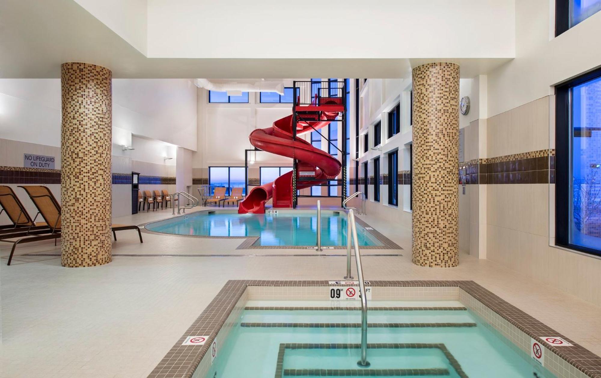 Hotel Courtyard By Marriott Calgary South Zewnętrze zdjęcie