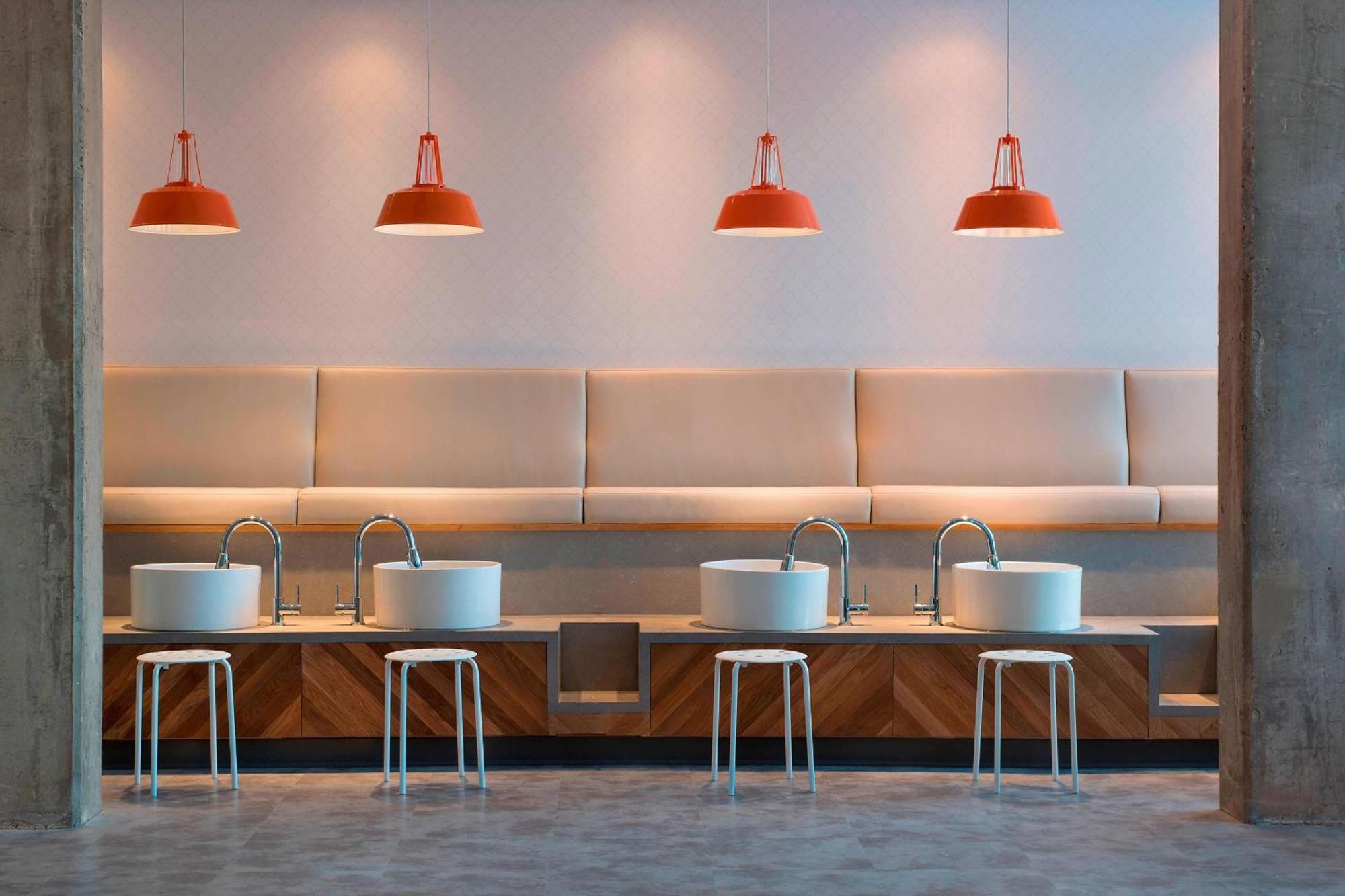 Hotel Courtyard By Marriott Calgary South Zewnętrze zdjęcie