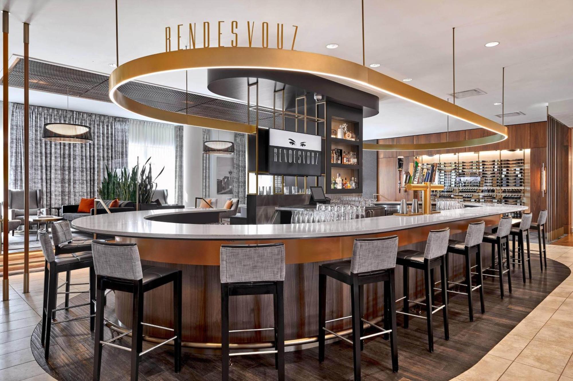 Hotel Courtyard By Marriott Calgary South Zewnętrze zdjęcie
