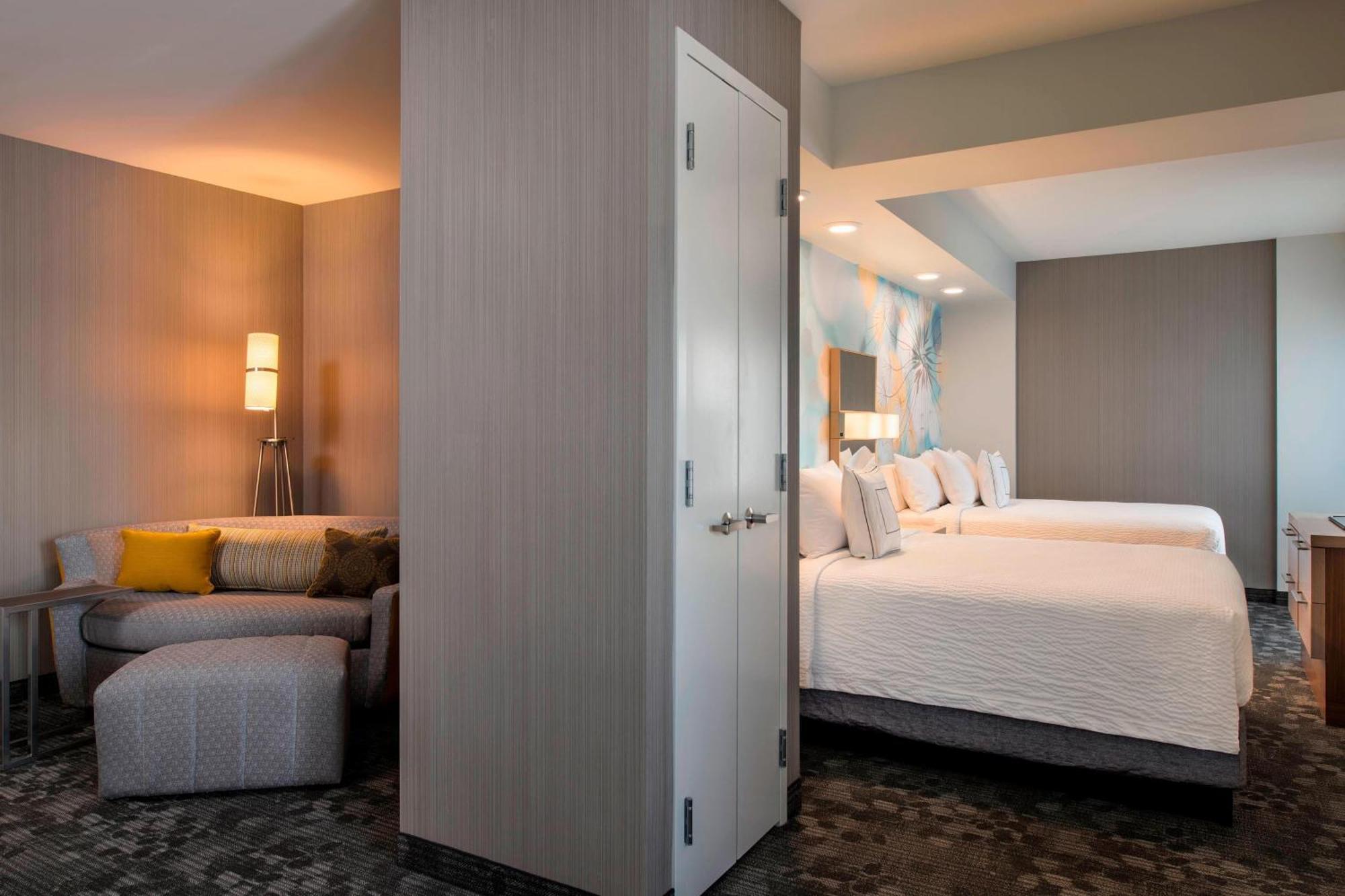 Hotel Courtyard By Marriott Calgary South Zewnętrze zdjęcie